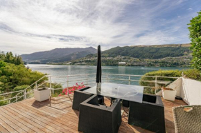 Lakefront Serenity - Queenstown Holiday Home